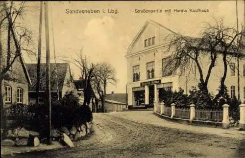 Ak Sandesneben in Lauenburg, Straßenpartie mit Kaufhaus Heinrich Harms