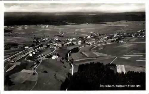 Ak Rötenbach Friedenweiler im Schwarzwald, Fliegeraufnahme, Gasthaus und Pension Rößle