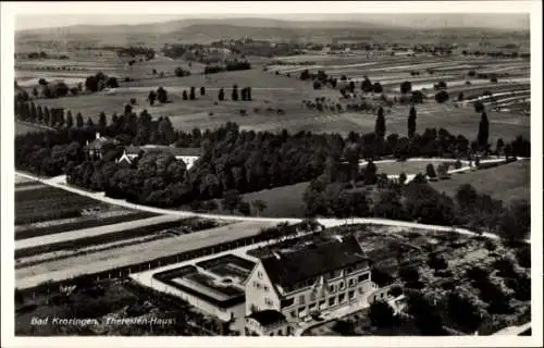 Ak Bad Krozingen im Breisgau Schwarzwald, Fliegeraufnahme, Theresien Haus