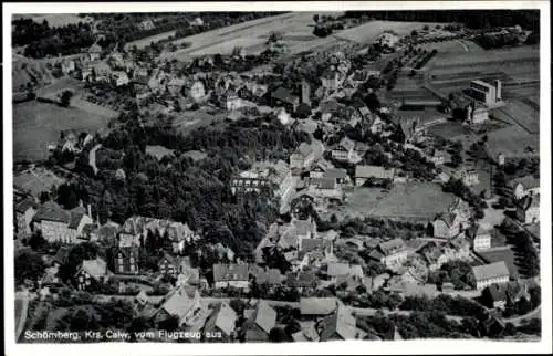 Ak Schömberg im Nordschwarzwald, Fliegeraufnahme, Panorama vom Ort