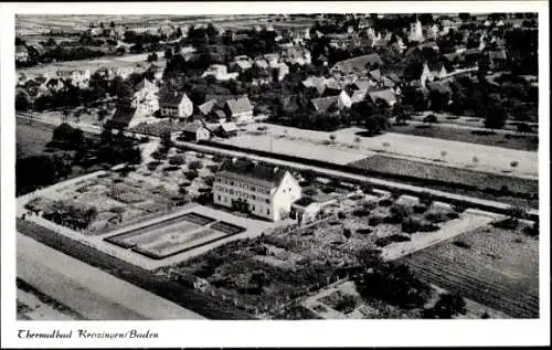 Ak Bad Krozingen im Breisgau Schwarzwald, Fliegeraufnahme