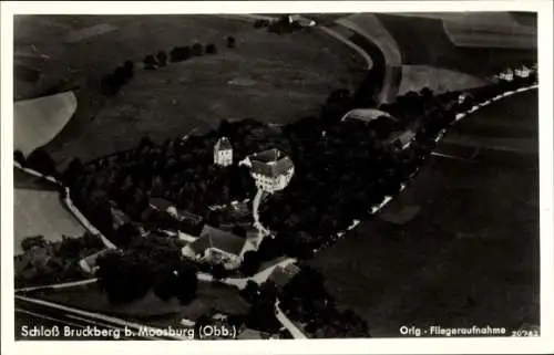 Ak Bruckberg in Niederbayern, Schloss Bruckberg