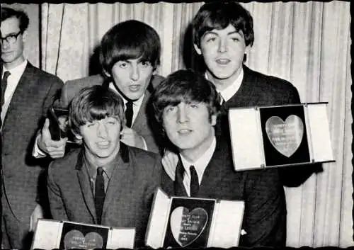 Ak Musikgruppe The Beatles, John, Paul, George, Ringo