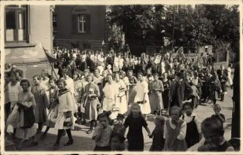 Foto Ak Hohenstein Ernstthal in Sachsen, Landesverbandsfest 1923, Festzug, Kinder