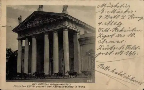 Ak Vilnius Wilna Litauen, deutsches Militär auf dem Kathedralenplatz, östl. Kriegsschauplatz 1. WK