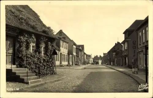 Ak Klütz in Mecklenburg, Straße, Häuser