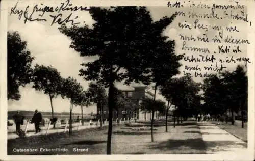 Ak Ostseebad Eckernförde, Badestrand, Promenade