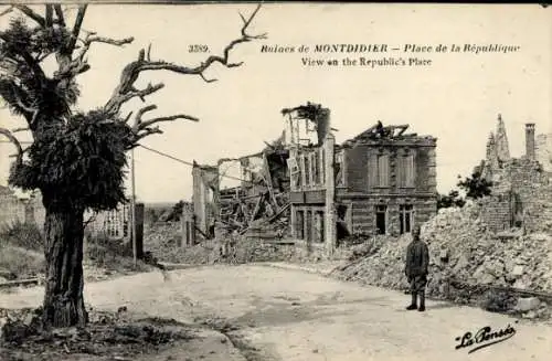 Ak Montdidier Somme, Place de la République, Platz der Republik