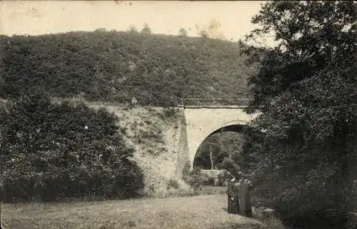 Ak Clervaux Clerf Luxembourg, Eisenbahnbrücke