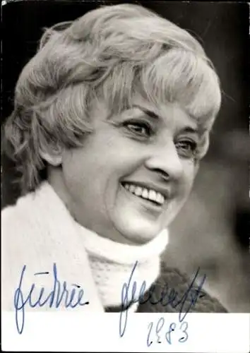 Ak Schauspielerin Gudrun Genest, Portrait, Autogramm