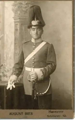 Kabinett Foto Hannover in Niedersachsen, Deutscher Soldat in Uniform, Standportrait