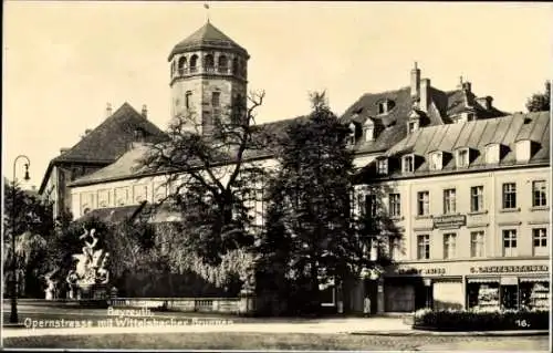 Ak Bayreuth in Oberfranken, Opernstraße, Wittelsbacher Brunnen