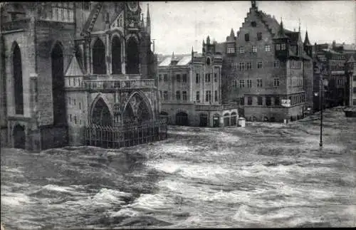 Ak Nürnberg in Mittelfranken, Hauptmarkt, Liebfrauenkirche, Plobenhofstraße, Hochwasser 05.02.1909