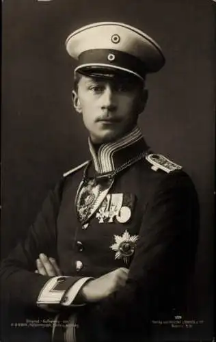 Ak Kronprinz Wilhelm von Preußen, Portrait in Uniform, Orden