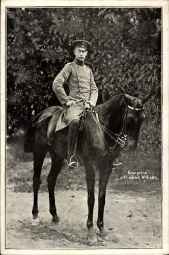 Ak Kronprinz Friedrich Wilhelm von Preußen, in Uniform zu Pferde