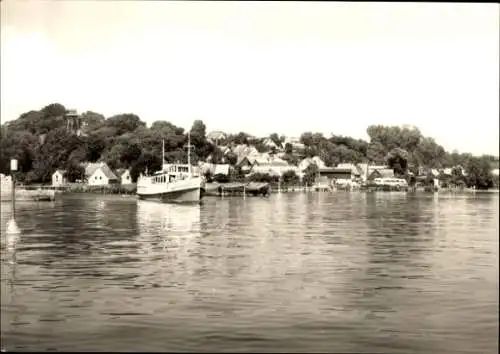 Ak Kamminke auf Usedom, Teilansicht, Boote