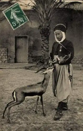 Ak Maghreb, Arabischer Soldat füttert eine Gazelle