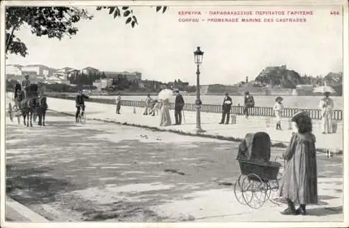 Ak Korfu Griechenland, Promenade Marine de Castrades, Straßenpartie, Kinderwagen