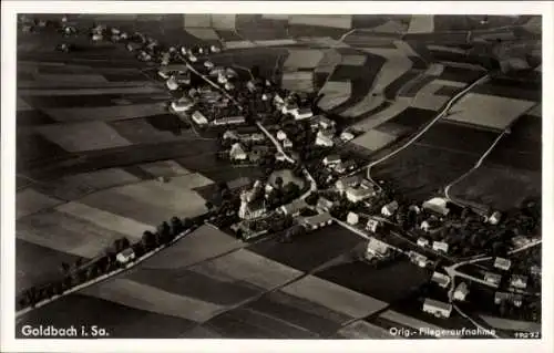 Ak Goldbach Bischofswerda im Kreis Bautzen, Panorama, Fliegeraufnahme