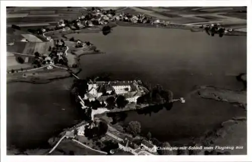 Ak Seeon Seebruck am Chiemsee Oberbayern, Schloss, Fliegeraufnahme