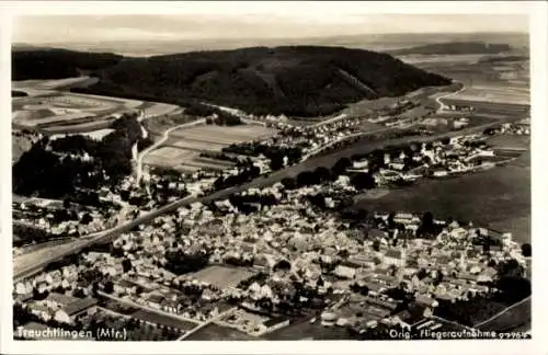 Ak Treuchtlingen im Altmühltal Mittelfranken, Fliegeraufnahme