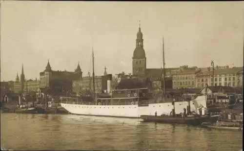 Foto Ak Riga Lettland, Hafen, Dampfer