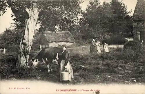 Ak Normandie, L'heure de traire, Frau mit Kuh