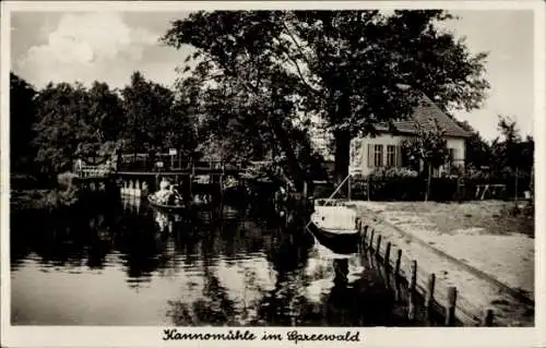 Ak Kannomühle Alt Zauche Wußwerk im Spreewald, Blick vom Wasser, Kahn