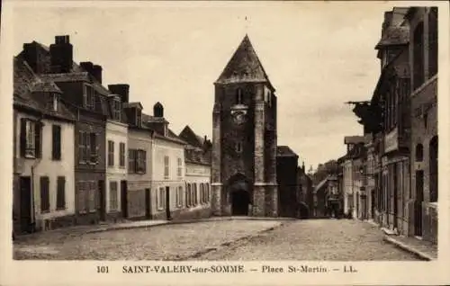 Ak Saint Valery sur Somme, Place Saint Martin, Kirche