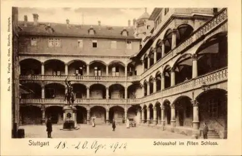 Ak Stuttgart in Baden Württemberg, Schlosshof im alten Schloss, Denkmal