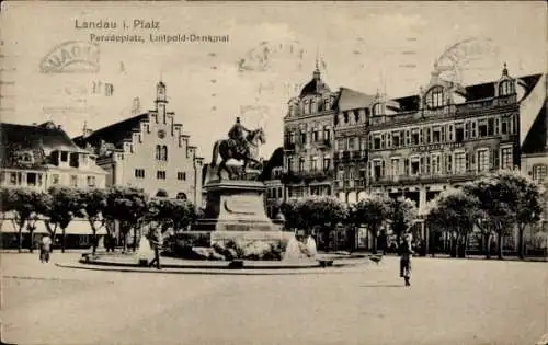 Ak Landau in der Pfalz, Paradeplatz, Luitpold-Denkmal