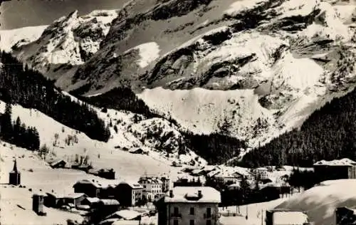 Ak Pralognan la Vanoise Savoie, Winteransicht, Kirche