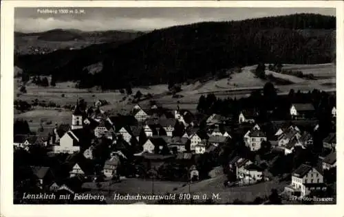 Ak Lenzkirch im Schwarzwald, Totale mit Feldberg