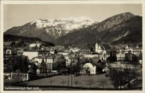 Ak Bad Ischl, Blick von der Villa Starhemberg zum Ort