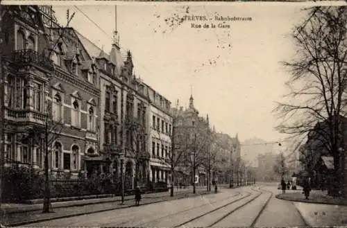 Ak Trier in Rheinland Pfalz, Bahnhofstraße, Häuserfassaden