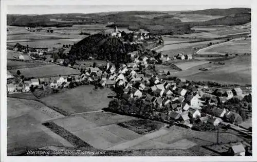 Ak Wernberg Köblitz, Gesamtansicht des Ortes, Fliegeraufnahme, Felder