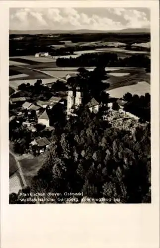 Ak Pfarrkirchen in Niederbayern, Fliegeraufnahme Wallfahrtskirche Gartlberg