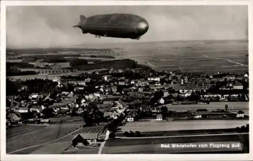 Ak Bad Wörishofen im Unterallgäu, Zeppelin über der Stadt, Fliegeraufnahme