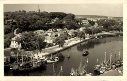 Ak Ostseebad Eckernförde, Blick von oben, Hafen