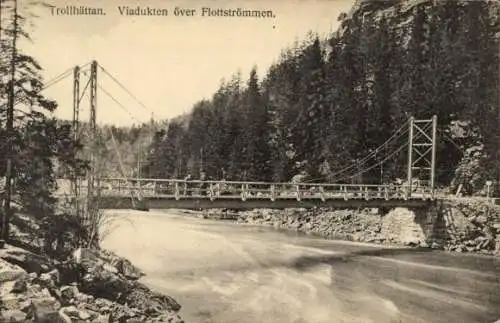 Ak Trollhättan Schweden, Viadukten över Flottströmmen