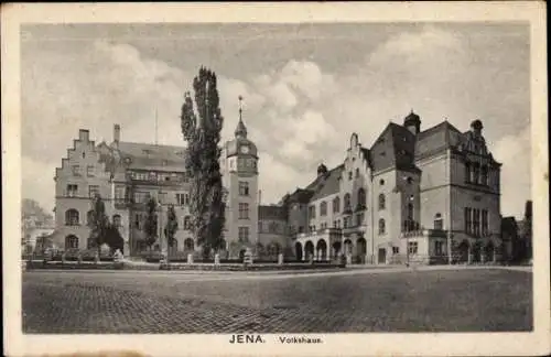 Ak Jena, Volkshaus, Vorderansicht, Platz