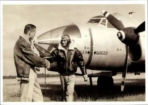 Ak Flugzeug, Pilot, Foto von Bernard Pesce