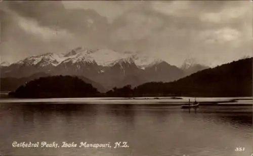 Ak Manapouri Neuseeland, Manapouri Lake, Cathedral Peaks