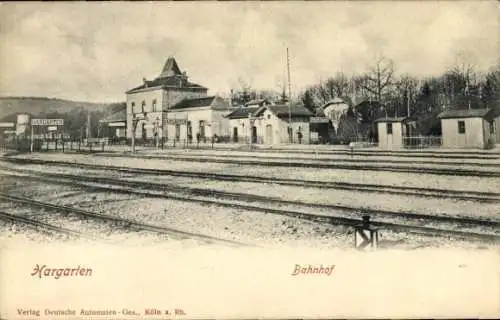 Ak Hargarten aux Mines Moselle, Bahnhof, Gleisseite