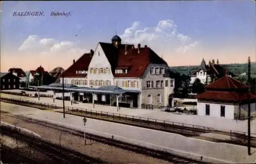 Ak Balingen in Württemberg, Bahnhof, Gleisseite