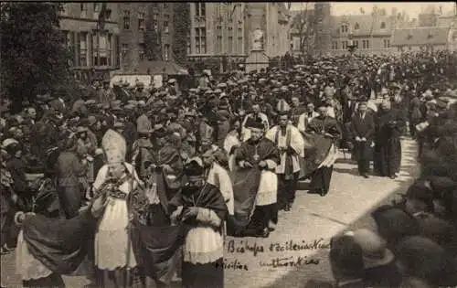 Ak Bruges Brügge Flandern Westflandern, Procession du St. Sang, Eveques, Bisschoppen