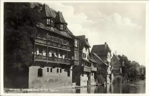 Ak Nürnberg in Mittelfranken, Goldenes Haus, Pegnitz