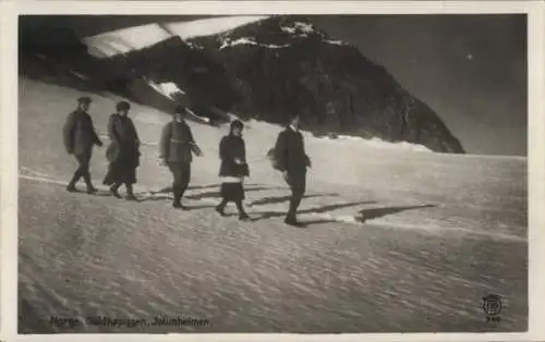 Ak Jotunheimen Norwegen, Galdhopiggen, Bergsteiger, Wanderer im Schnee