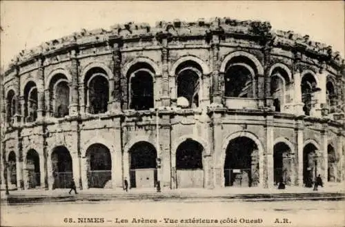 Ak Nîmes Gard, Arenes, Vue exterieure, Cote Ouest