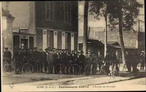 Ak Rueil Hauts-de-Seine, Fabrik Hurtu, Fabrikarbeiter, Fahrräder